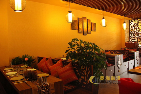 泰國(guó)餐廳墻面設(shè)計(jì)