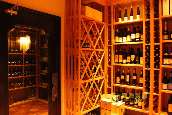 西餐廳酒窖設(shè)計
